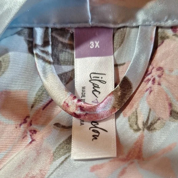 3 Piece Plus size Floral Satin Kimono Robe, Shirt and Shorts - Picture 6 of 10